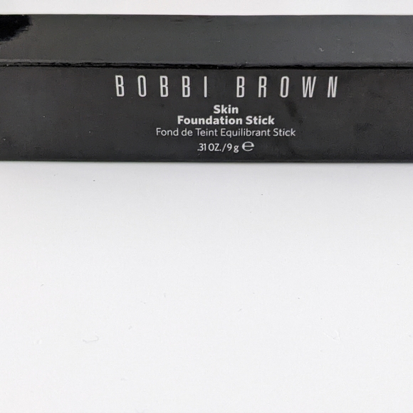 Bobbi Brown Skin Foundation Stick - Almond